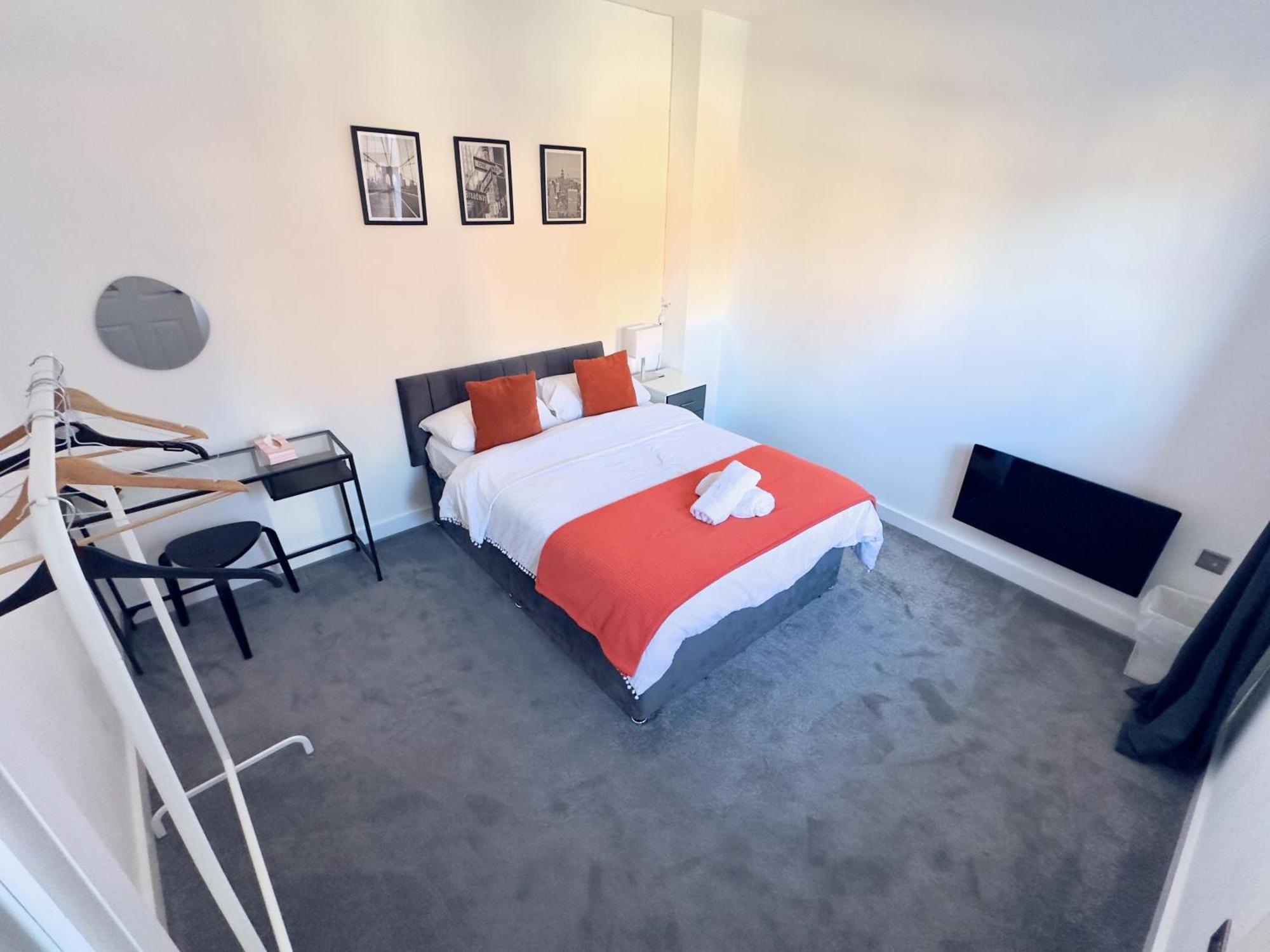 Modern House In Birmingham Villa Екстериор снимка
