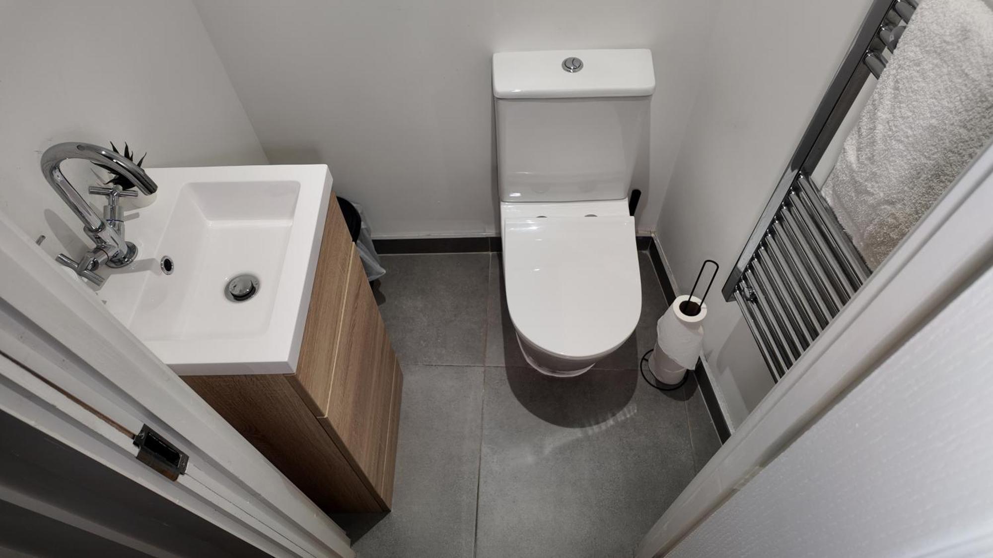 Modern House In Birmingham Villa Екстериор снимка